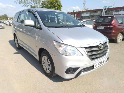 2013 Toyota Innova MT for sale in Chandigarh