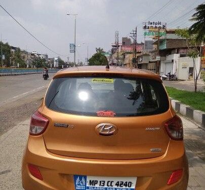 Hyundai Grand i10 CRDi Magna 2014 MT for sale in Indore