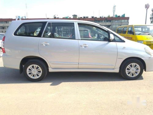 2013 Toyota Innova MT for sale in Chandigarh