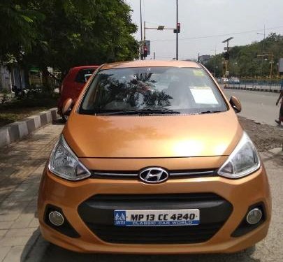 Hyundai Grand i10 CRDi Magna 2014 MT for sale in Indore