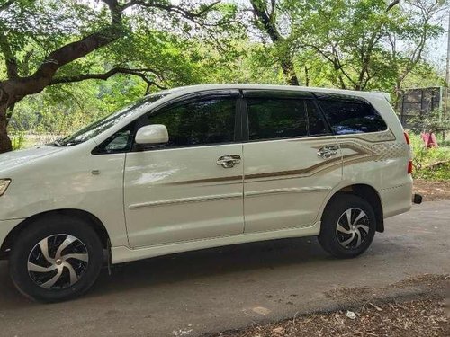 2013 Toyota Innova MT for sale in Bhilai