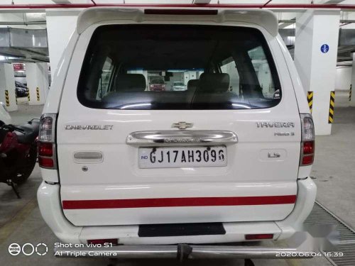 Chevrolet Tavera Neo 3 LS- 10 STR BS-III, 2014, Diesel MT in Ahmedabad