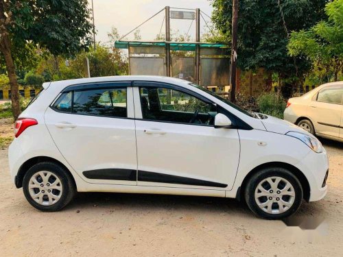 Used Hyundai Grand i10 Magna 2015 MT for sale in Noida