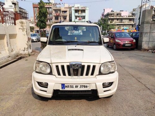 Mahindra Scorpio VLX 2WD BSIV 2013 MT for sale in New Delhi