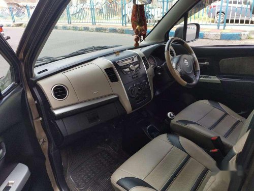 Maruti Suzuki Wagon R VXI 2014 MT for sale in Kolkata 