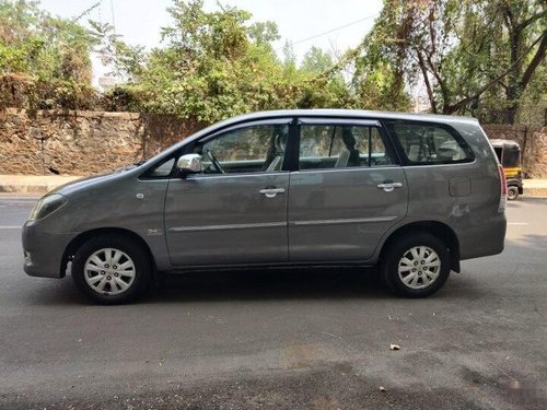 Toyota Innova 2.5 VX 7 STR 2010 MT for sale in Mumbai