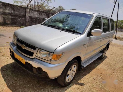 Chevrolet Tavera Neo 3 LT- 8 STR BS-IV, 2016, Diesel MT in Chennai