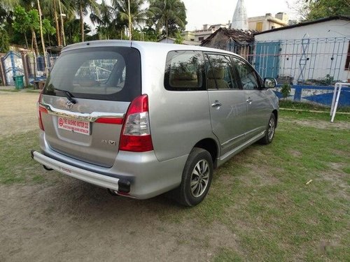 2015 Toyota Innova 2.5 VX (Diesel) 8 Seater BS IV MT in Kolkata