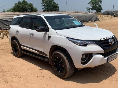 Used 2017 Toyota Fortuner 2.8 4WD AT for sale in Ghaziabad