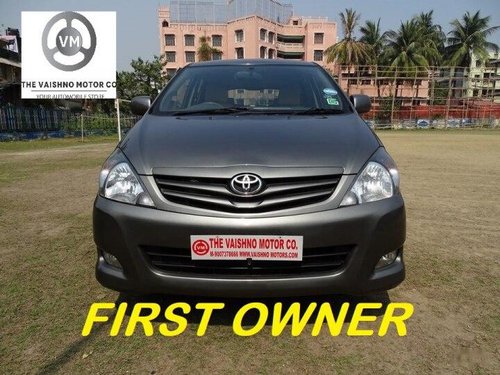 2011 Toyota Innova 2.5 GX 8 STR MT for sale in Kolkata