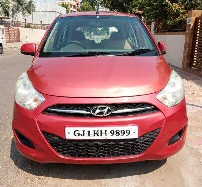 Hyundai i10 Magna 2011 MT for sale in Ahmedabad