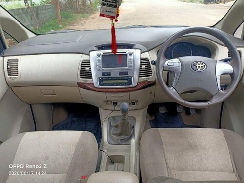 Toyota Innova 2013 MT for sale in Bangalore