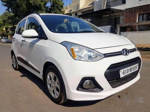 Hyundai Grand I10 Sportz 1.1 CRDi, 2014, Diesel MT in Ahmedabad