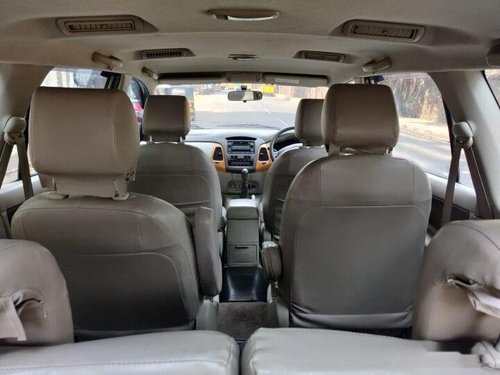 Toyota Innova 2.5 VX 7 STR 2010 MT for sale in Mumbai