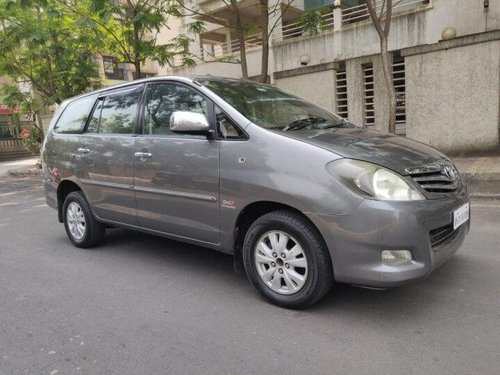 Toyota Innova 2.5 VX 7 STR 2010 MT for sale in Mumbai