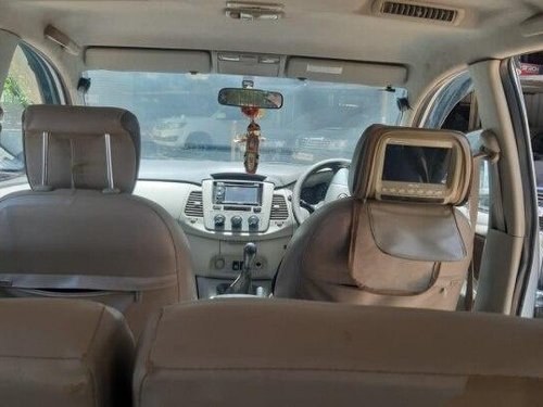 2013 Toyota Innova 2.5 G4 Diesel 8-seater MT in Mumbai