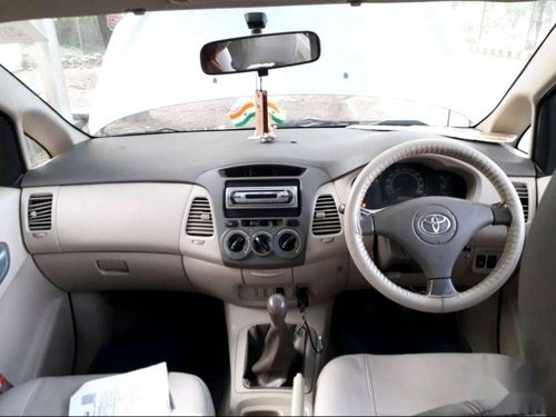 Toyota Innova 2.0 G4, 2007, Diesel MT for sale in Lucknow