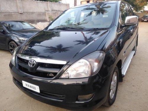 Toyota Innova 2.5 V Diesel 8-seater 2008 MT in Coimbatore