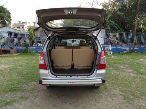 2015 Toyota Innova 2.5 VX (Diesel) 8 Seater BS IV MT in Kolkata