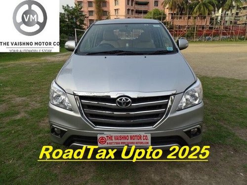 2015 Toyota Innova 2.5 VX (Diesel) 8 Seater BS IV MT in Kolkata