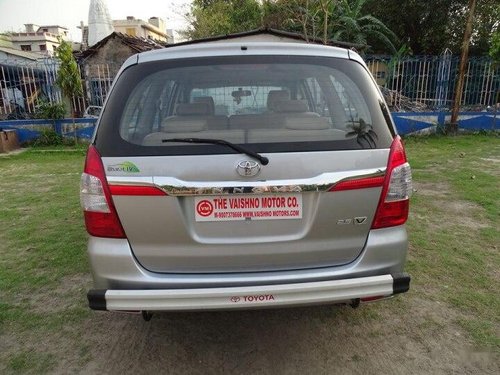 2015 Toyota Innova 2.5 VX (Diesel) 8 Seater BS IV MT in Kolkata