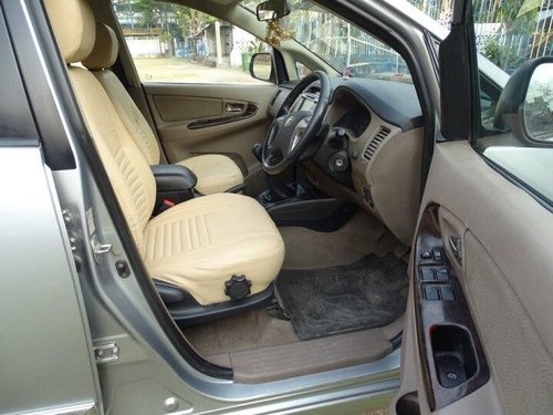 2015 Toyota Innova 2.5 VX (Diesel) 8 Seater BS IV MT in Kolkata