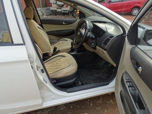 Used Hyundai i20 2013 MT for sale in Kolkata 