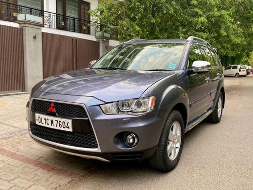 Used 2012 Mitsubishi Outlander AT for sale in New Delhi