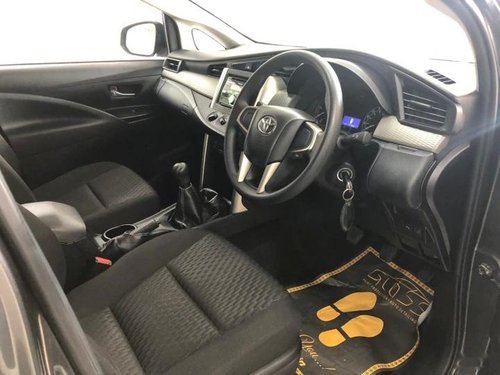 Toyota Innova Crysta 2016 MT for sale in Chennai 