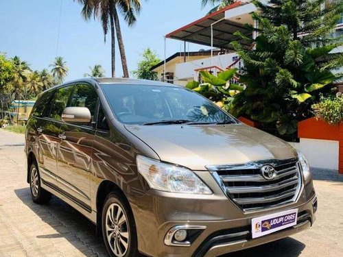 Toyota Innova 2.5 V 8 STR, 2015, Diesel MT for sale in Udupi 