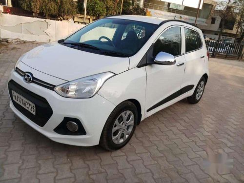 Hyundai Grand i10 SportZ Edition 2013 MT for sale in Vadodara 