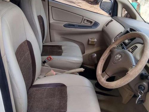 Used Toyota Innova 2.0 G4, 2006 MT for sale in Rajkot 