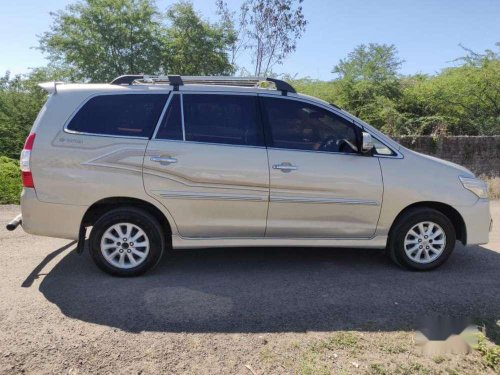 Used 2013 Toyota Innova MT for sale in Nagpur