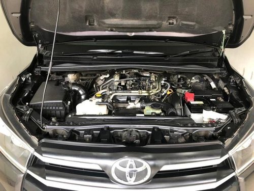 Toyota Innova Crysta 2016 MT for sale in Chennai 