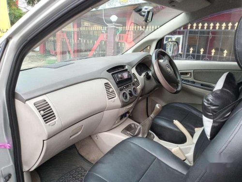 Used Toyota Innova 2010 MT for sale in Kolkata 