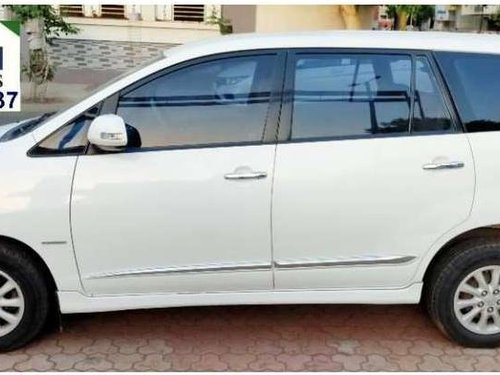 Toyota Innova 2.5 V 8 STR, 2014, MT for sale in Rajkot 