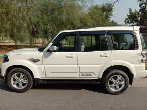 Used 2016 Mahindra Scorpio MT for sale in New Delhi