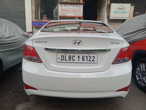 Used Hyundai Verna 1.6 CRDi SX 2016 MT for sale in New Delhi