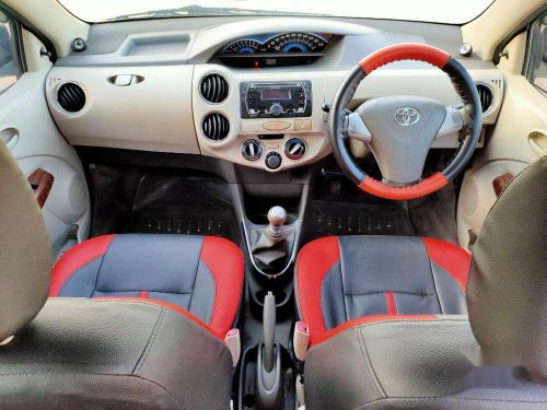 Toyota Etios VD 2013 MT for sale in Ahmedabad 