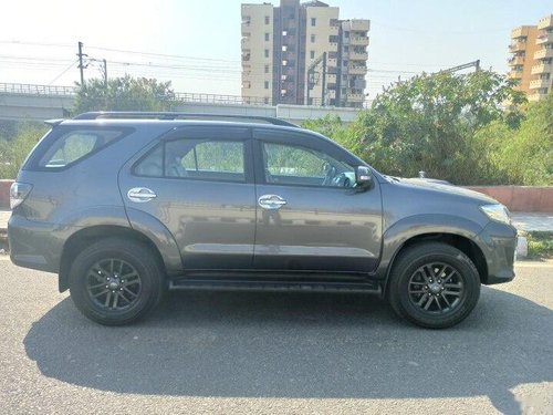 Used 2015 Toyota Fortuner AT for sale in New Delhi 