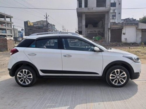 Used 2017 Hyundai i20 Active MT for sale in Indore 