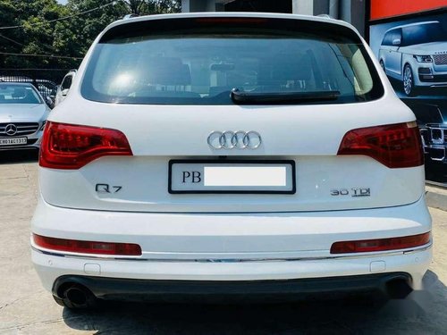 Used Audi Q7 3.0 TDI Quattro Technology 2010 AT in Chandigarh 