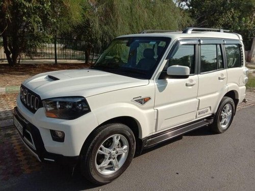 Used 2016 Mahindra Scorpio MT for sale in New Delhi