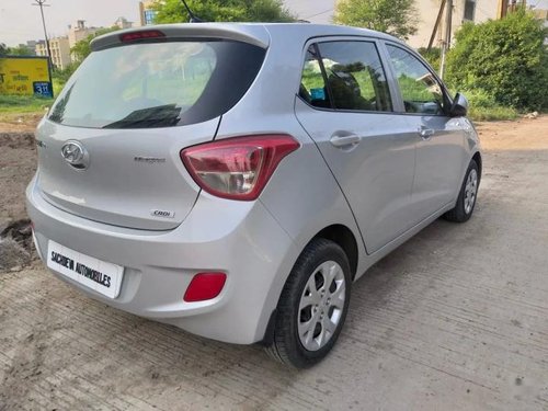 Hyundai Grand i10 CRDi Magna 2014 MT for sale in Indore 