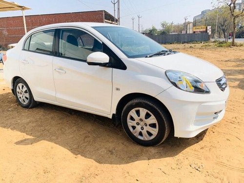 Honda Amaze 2015 MT for sale in Ahmedabad 