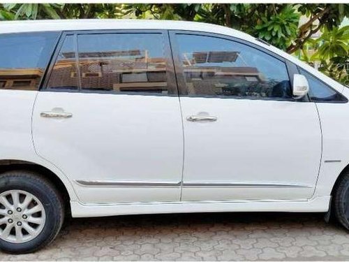 Toyota Innova 2.5 V 8 STR, 2014, MT for sale in Rajkot 