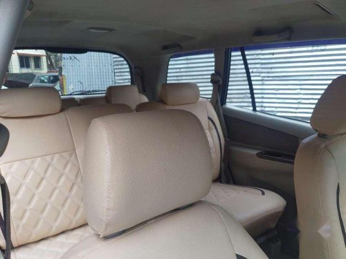 Toyota Innova 2.5 V 8 STR, 2013, Diesel MT for sale in Kolkata 