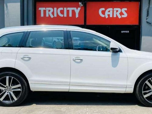 Used Audi Q7 3.0 TDI Quattro Technology 2010 AT in Chandigarh 