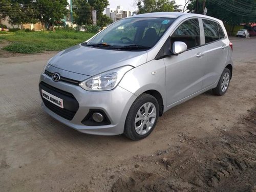 Hyundai Grand i10 CRDi Magna 2014 MT for sale in Indore 