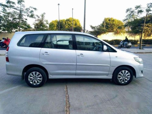 Used Toyota Innova 2.0 GX 8 STR 2013 MT in Ahmedabad 